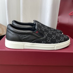 Gucci Skate Shoes Top Quality
Women 35-41
men 3-45