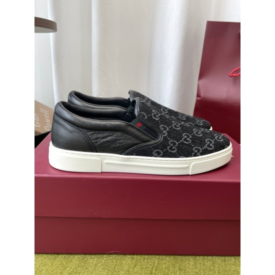Gucci Skate Shoes Top Quality
Women 35-41
men 3-45
