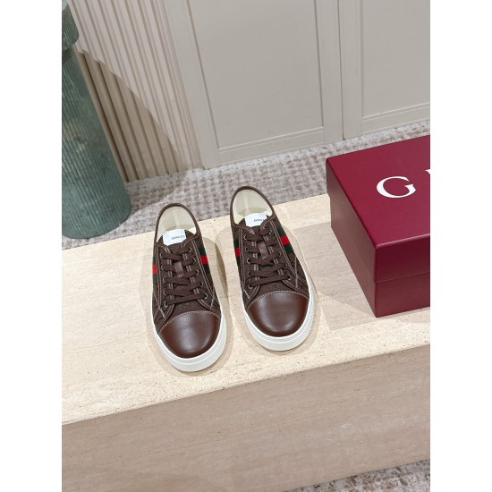 Gucci Skate Shoes Top Quality
Women 35-41
men 3-45