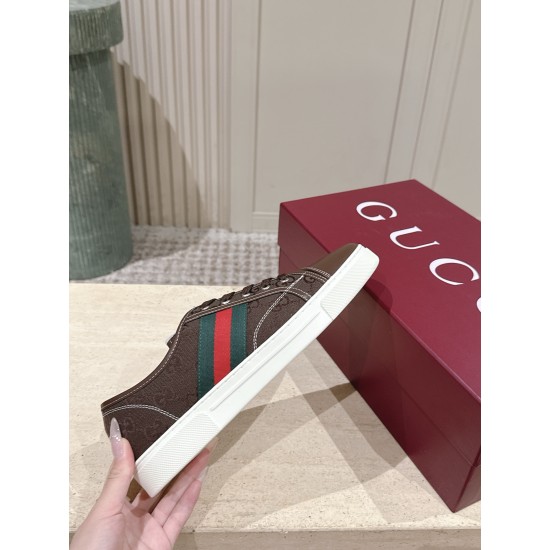 Gucci Skate Shoes Top Quality
Women 35-41
men 3-45