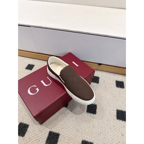 Gucci Skate Shoes Top Quality
Women 35-41
men 3-45