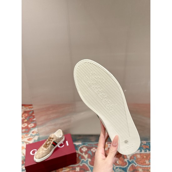 Gucci Skate Shoes Top Quality
Women 35-41
men 3-45