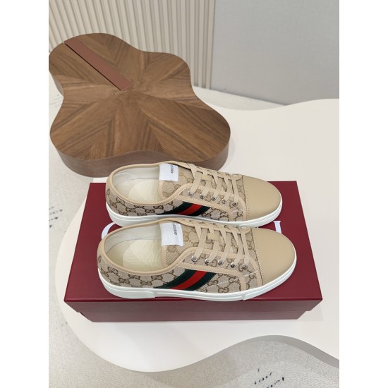 Gucci Skate Shoes Top Quality
Women 35-41
men 3-45
