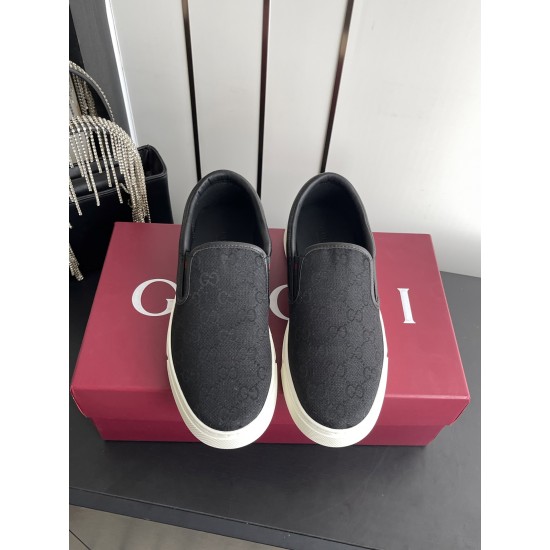 Gucci Skate Shoes Top Quality
Women 35-41
men 3-45