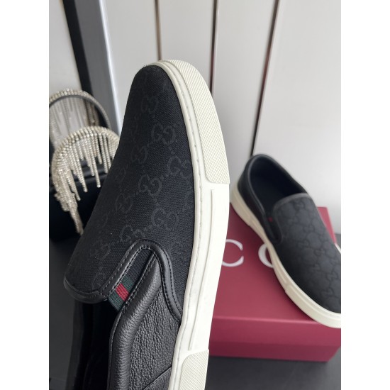 Gucci Skate Shoes Top Quality
Women 35-41
men 3-45