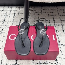 Gucci slippers
