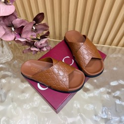 Gucci slippers