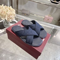 Gucci slippers