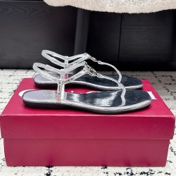 Gucci slippers