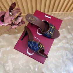 Gucci slippers