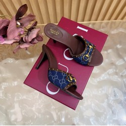 Gucci slippers