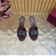 Gucci slippers