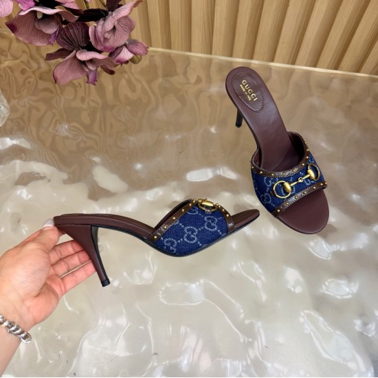 Gucci slippers