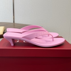 Gucci slippers