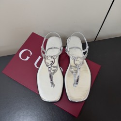 Gucci slippers