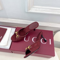 Gucci slippers