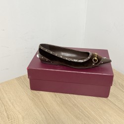 Gucci slippers