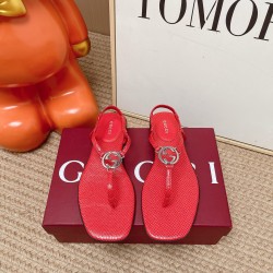 Gucci slippers