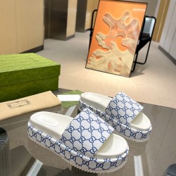 Gucci slippers