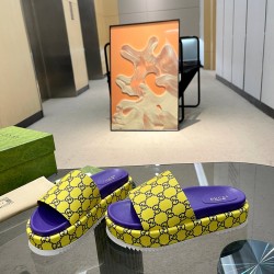 Gucci slippers