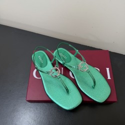Gucci slippers