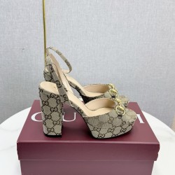 Gucci slippers