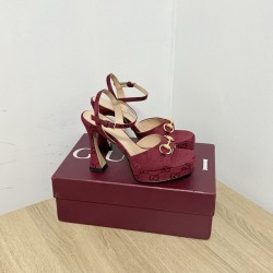 Gucci slippers