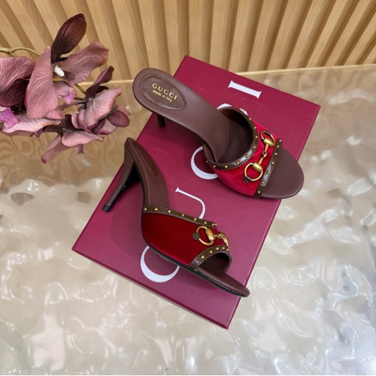 Gucci slippers