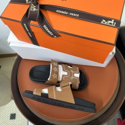 Hermes Slippers Best Quality
Women 35-41
Men 39-45