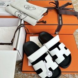 Hermes Slippers Best Quality
Women 35-41
Men 39-45