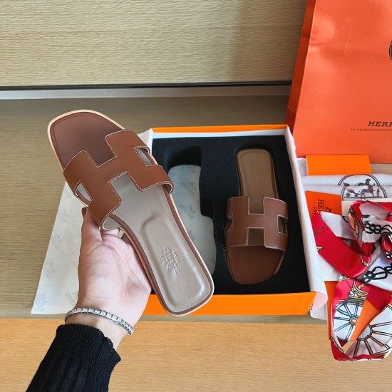 Hermes Slippers High Quality
Women 35-41
Men 39-45