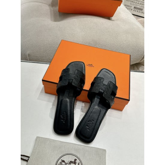 Hermes Slippers High Quality
Women 35-41
Men 39-45