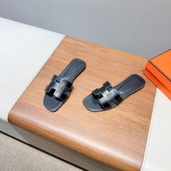 Hermes Slippers High Quality
Women 35-41
Men 39-45
