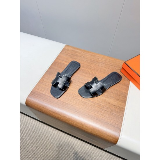 Hermes Slippers High Quality
Women 35-41
Men 39-45