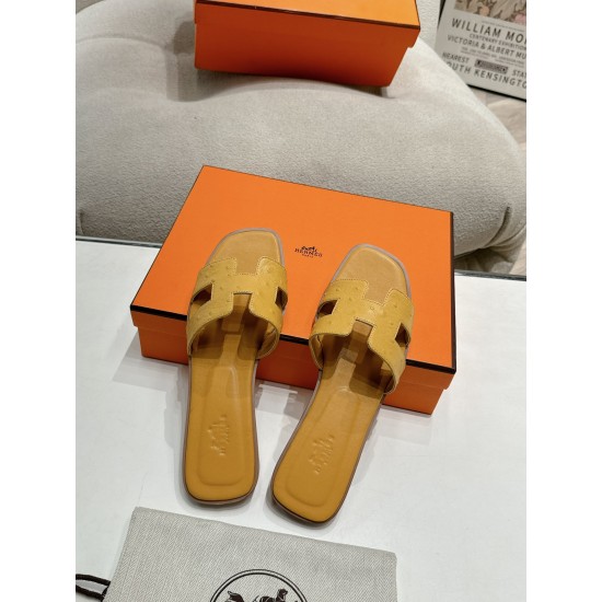 Hermes Slippers High Quality
Women 35-41
Men 39-45