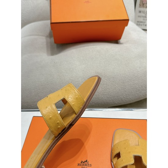 Hermes Slippers High Quality
Women 35-41
Men 39-45