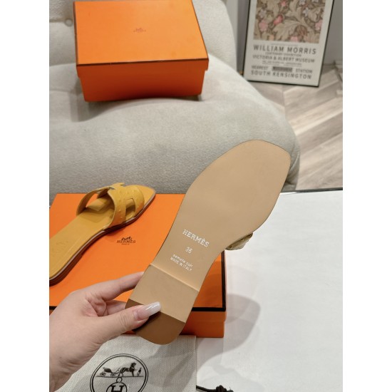 Hermes Slippers High Quality
Women 35-41
Men 39-45