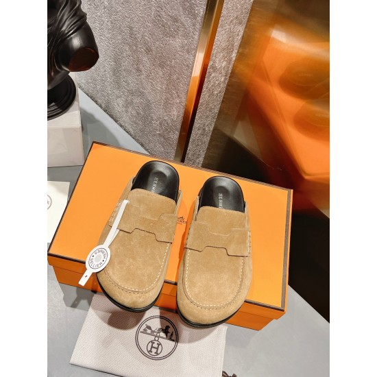 Hermes Slippers High Quality
Women 35-41
Men 39-45