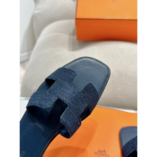 Hermes Slippers High Quality
Women 35-41
Men 39-45