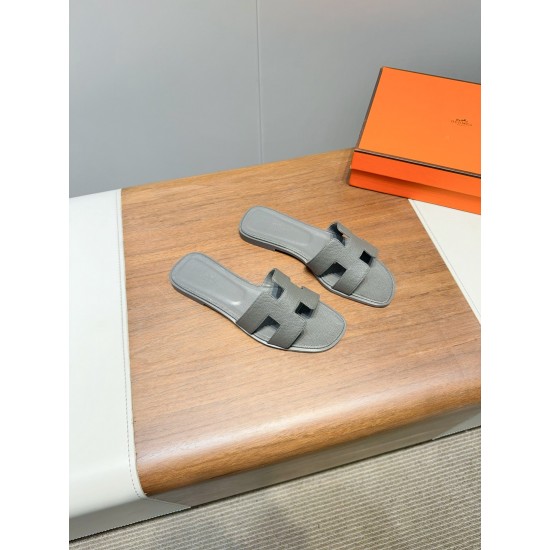 Hermes Slippers High Quality
Women 35-41
Men 39-45
