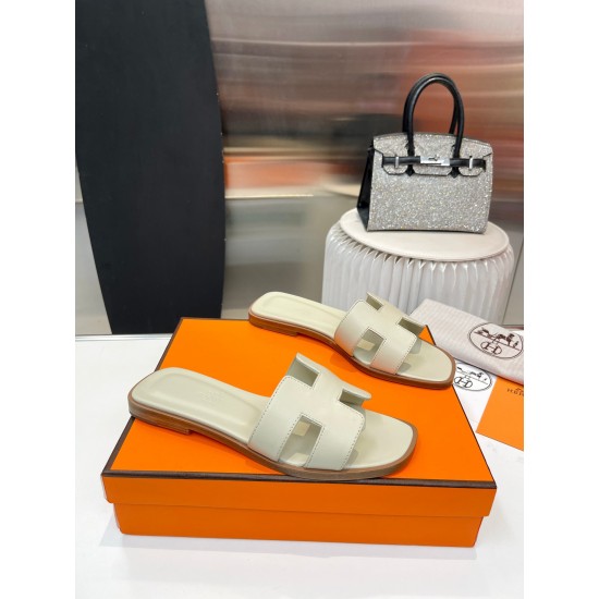 Hermes Slippers High Quality
Women 35-41
Men 39-45