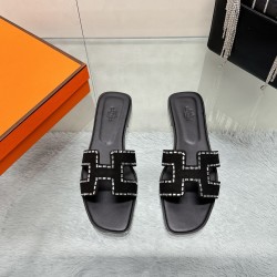 Hermes Slippers High Quality
Women 35-41
Men 39-45