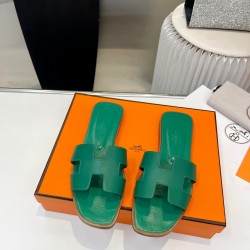 Hermes Slippers High Quality
Women 35-41
Men 39-45