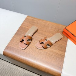 Hermes Slippers High Quality
Women 35-41
Men 39-45