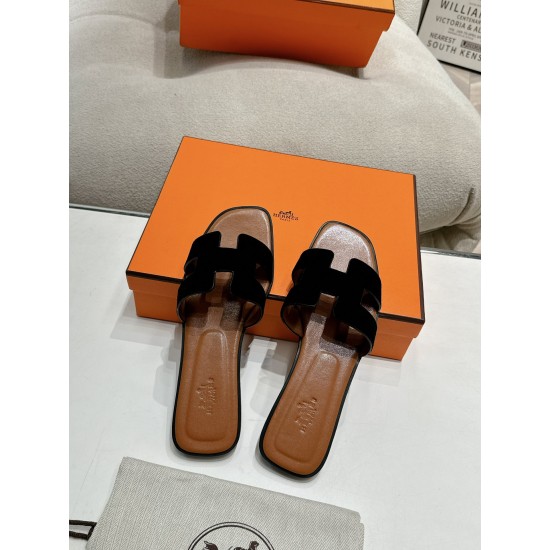 Hermes Slippers High Quality
Women 35-41
Men 39-45
