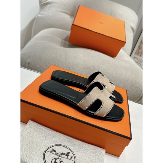 Hermes Slippers High Quality
Women 35-41
Men 39-45