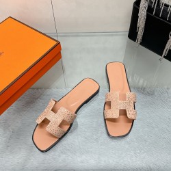 Hermes Slippers High Quality
Women 35-41
Men 39-45
