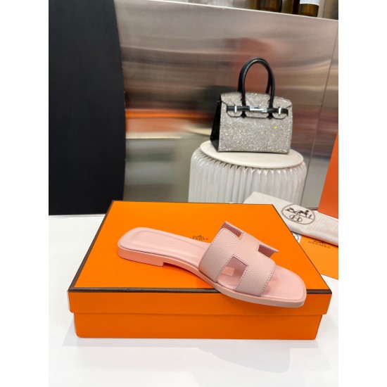 Hermes Slippers High Quality
Women 35-41
Men 39-45