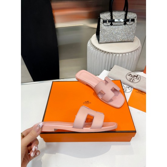 Hermes Slippers High Quality
Women 35-41
Men 39-45