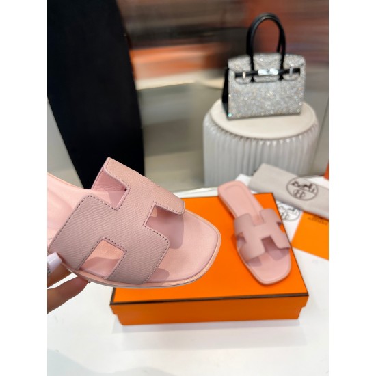 Hermes Slippers High Quality
Women 35-41
Men 39-45